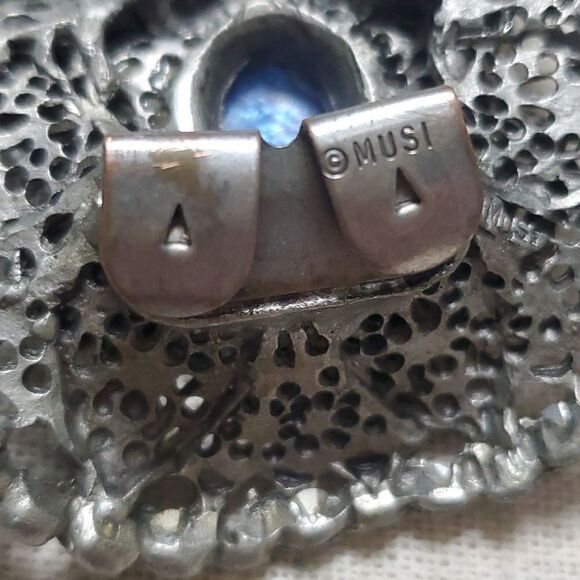 Vintage Massive Musi Dragons Breath Crystal MCM Shoe Clip - Picture 7 of 8